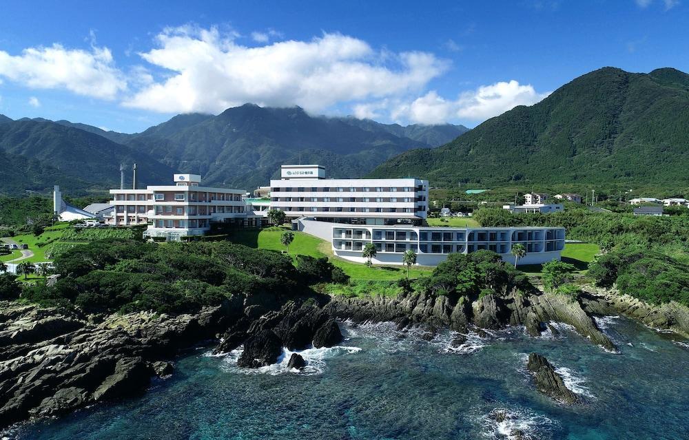シーサイドホテル屋久島 3*